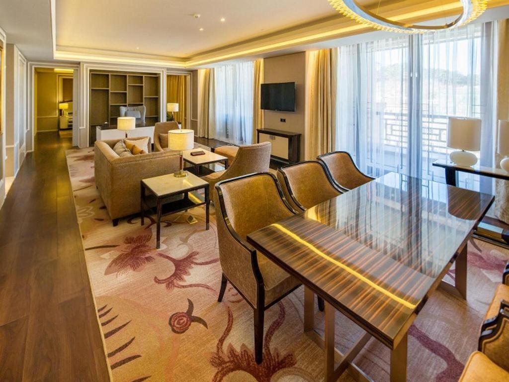 Grand Bay Hotel Beijing Xiaotangzhuang Esterno foto