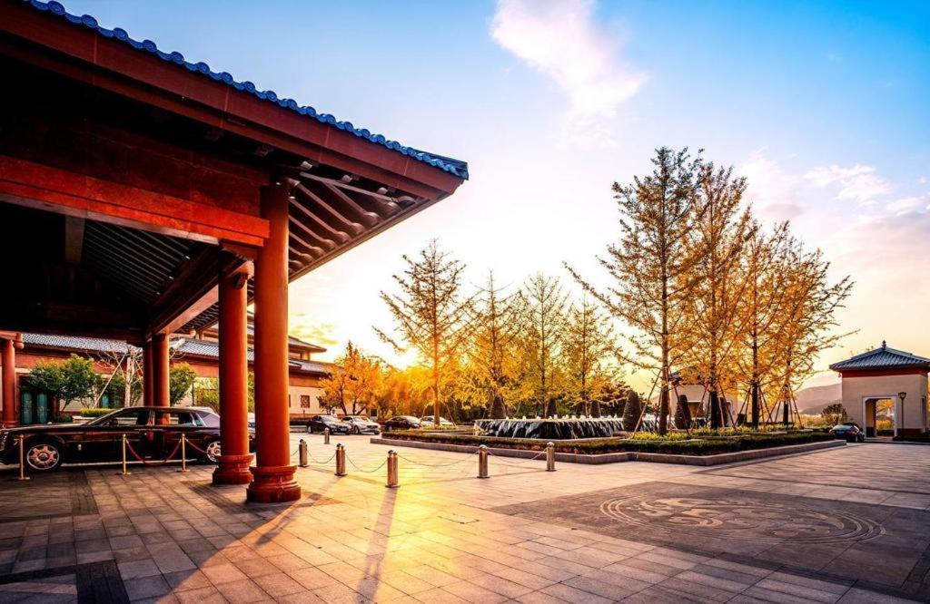 Grand Bay Hotel Beijing Xiaotangzhuang Esterno foto
